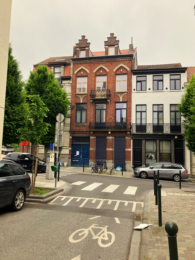 RUE BECKERS 10-12, 1040 Etterbeek — photo 1